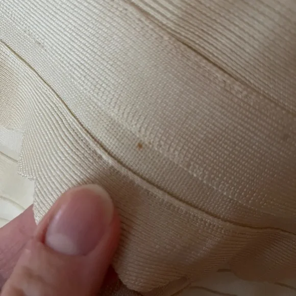 Herve Leger A-Line Phoebe Scalloped Dress - Picture 9 of 12